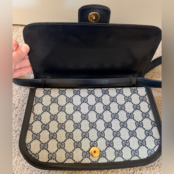 Vintage Gucci Shoulder Bag w Horsebit detail Navy and Gold - Picture 8 of 10